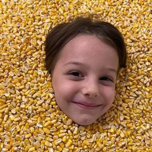 Meet your Posher, Tina